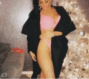 Laurynne escorts United States